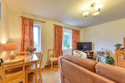 20 Barker Hill, Lowdham, Nottingham, NG14 7BH