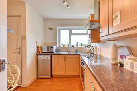 20 Barker Hill, Lowdham, Nottingham, NG14 7BH