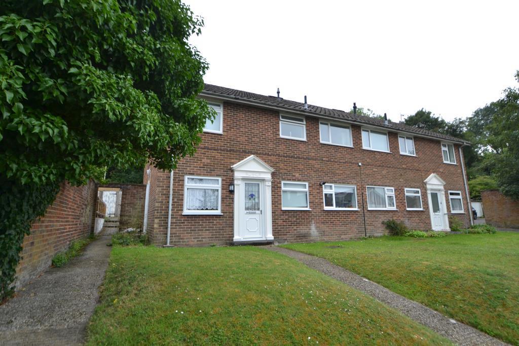 Neville Close, Andover, SP10 2DW 2 bed apartment £800 pcm (£185 pw)