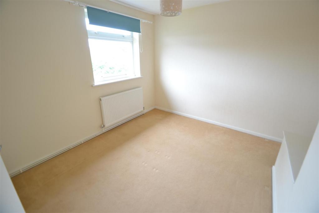 Bedroom 2.JPG