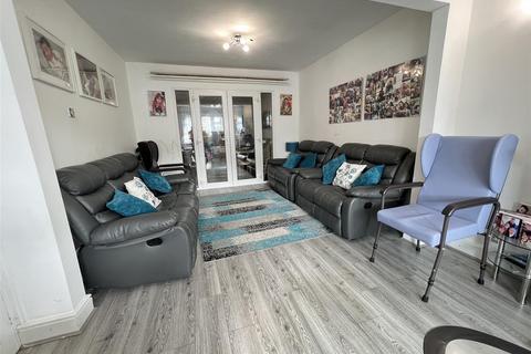 111 Coronation Road, Great Barr, Birmingham, B43 7AU
