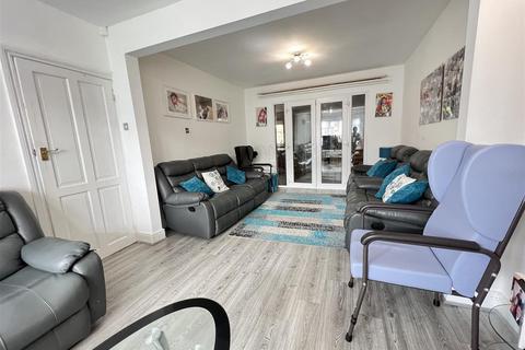 111 Coronation Road, Great Barr, Birmingham, B43 7AU