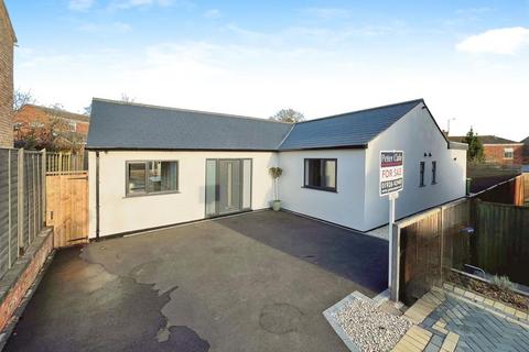 10 Sumner Close, Hampton Magna, Warwick, CV35 8SQ
