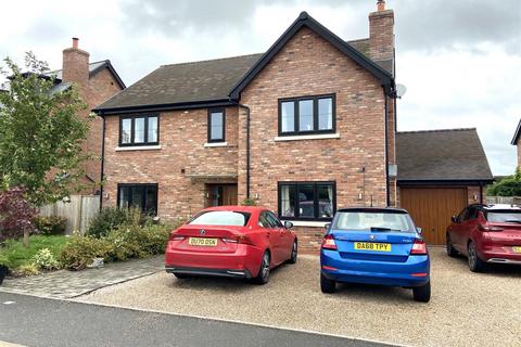 4 bedroom detached house for sale, The Mynd, Norton-In-Hales,