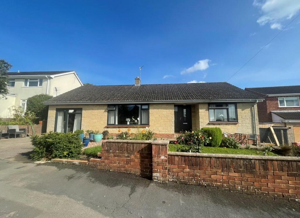 Southfield Road, Coleford PLUS ONE BEDROOM ANNEXE 4 bed detached