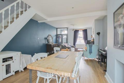 2 bedroom end of terrace house for sale - Foxall Street, Middleton M24