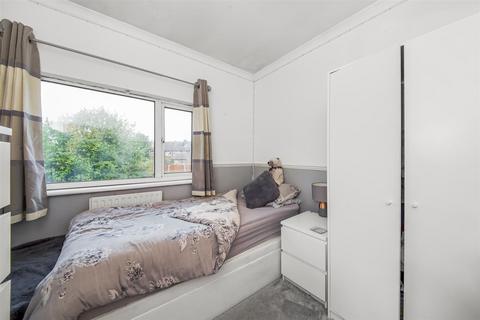 62 Banstead Road, Caterham, CR3 5QE