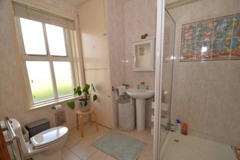 35 Mount Avenue, Bradford, BD2 2JB