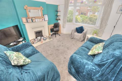 3 bedroom house for sale - Lichfield Avenue, Liverpool L22