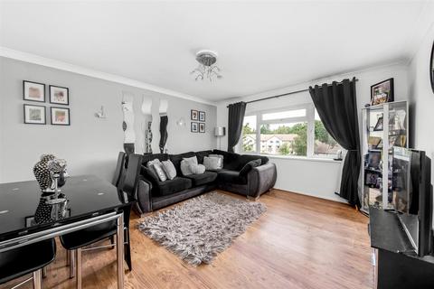 6, Shaw Court Ninehams Road, Caterham, CR3 5LG