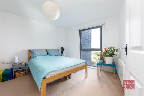 1 bedroom flat for sale, Harry Zeital Way, London