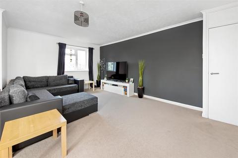 Flat 8, 2 Clarendon Road, Wallington, SM6 8QX
