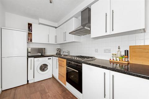 Flat 8, 2 Clarendon Road, Wallington, SM6 8QX
