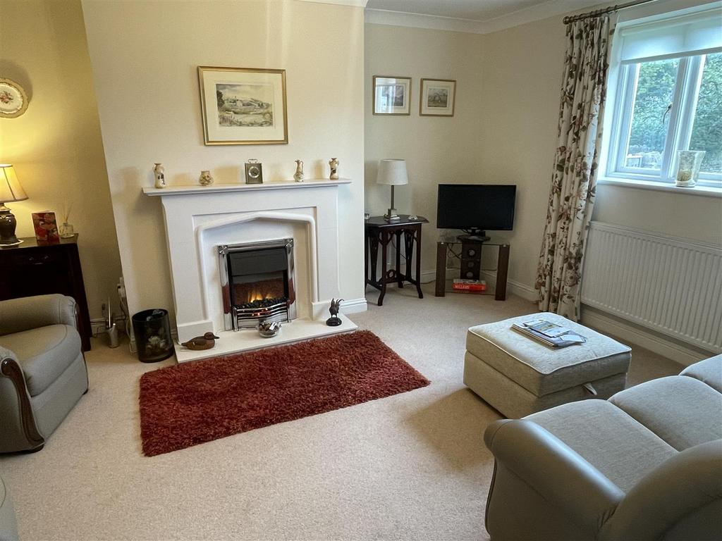 Sitting Room.JPG