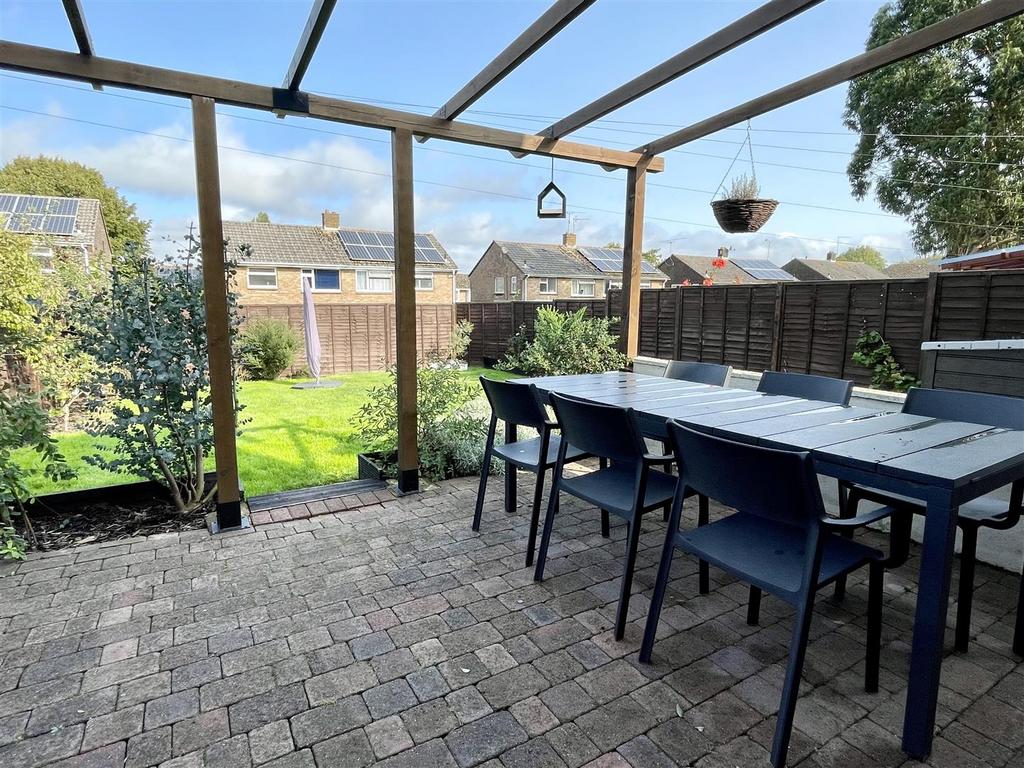 Egmont Road, Poole BH16 3 bed semidetached house £319,950