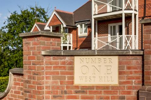 Flat 3, 1 West Hill, South Croydon, CR2 0SB