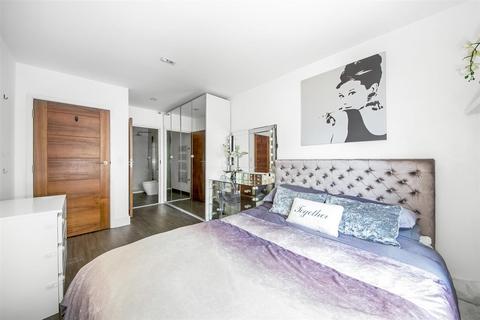 Flat 3, 1 West Hill, South Croydon, CR2 0SB
