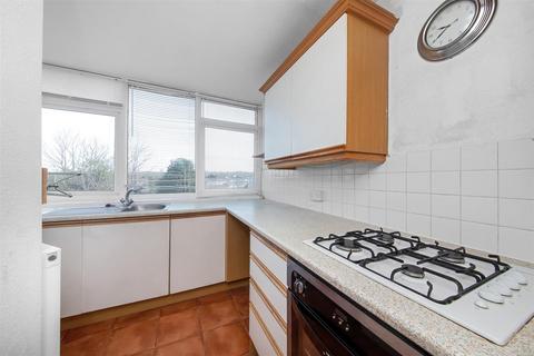 41 Hollywoods, Croydon, CR0 9JJ
