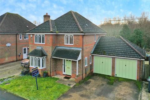 4 bedroom detached house for sale - Swan Drive, Aldermaston, Reading, Berkshire, RG7