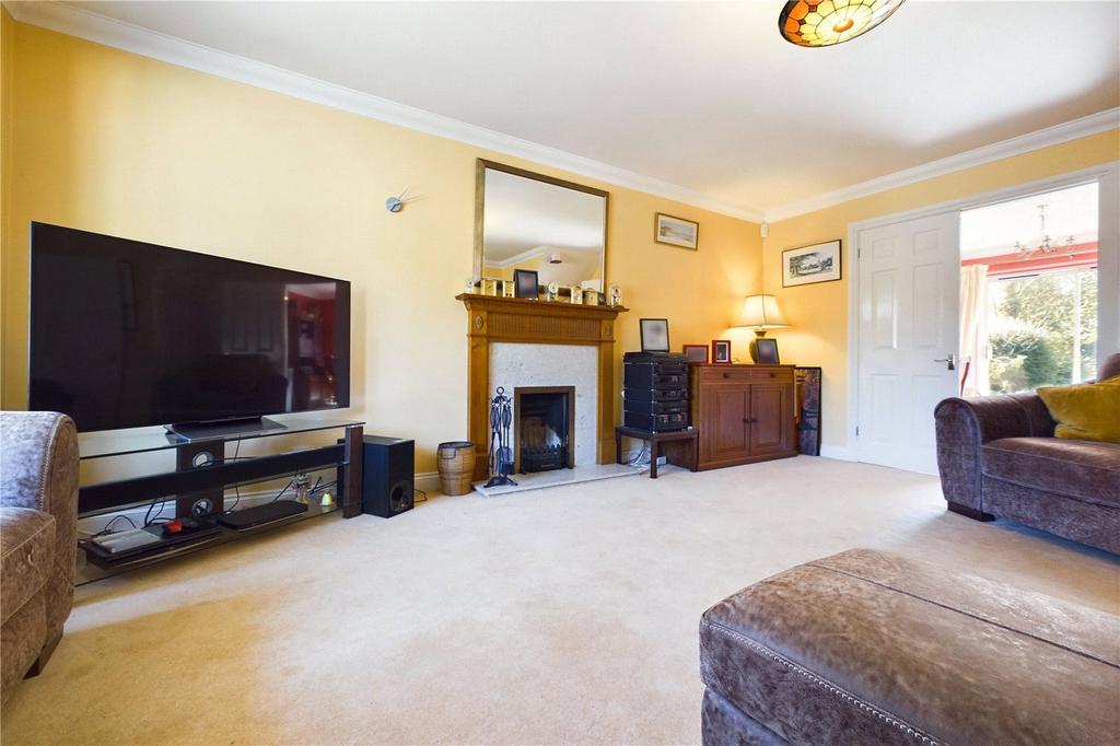 Lliving Room