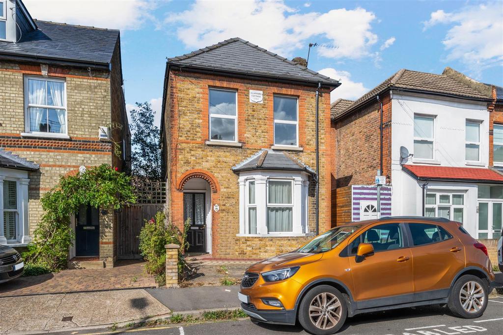 Canbury Park Road, Kingston Upon Thames, KT2 3 bed detached house for
