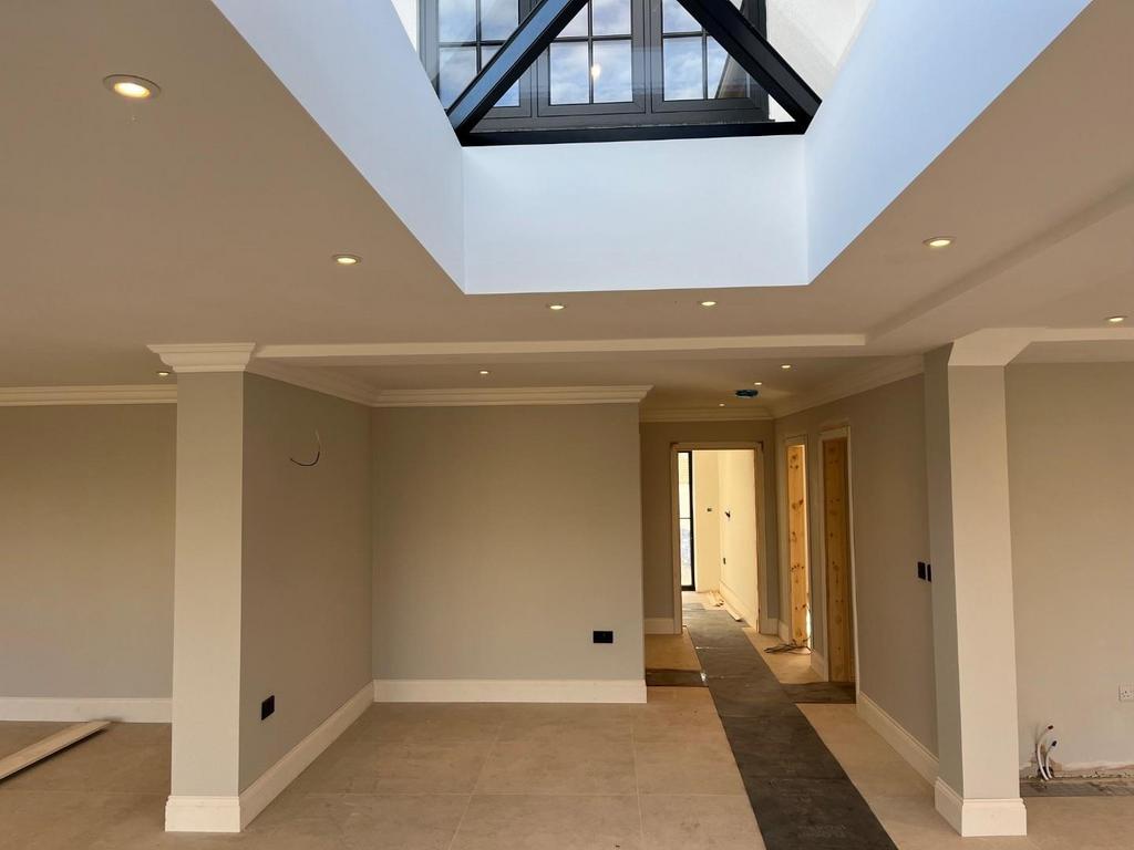 Kitchen into hallway.jpg