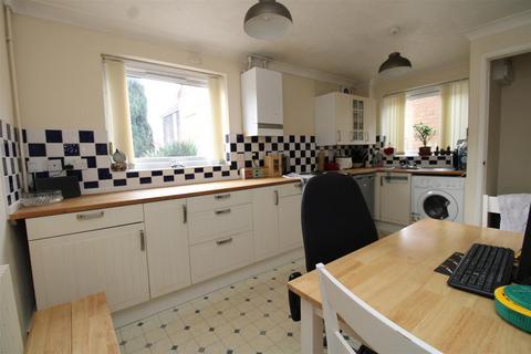 2 bedroom end of terrace house to rent - Juniper Crescent, Longthorpe, Peterborough