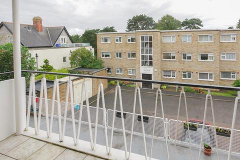 Flat 28, Albany Court Beach Road, Penarth, CF64 1JU