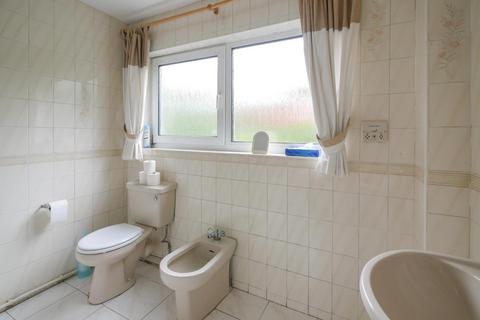 Flat 28, Albany Court Beach Road, Penarth, CF64 1JU