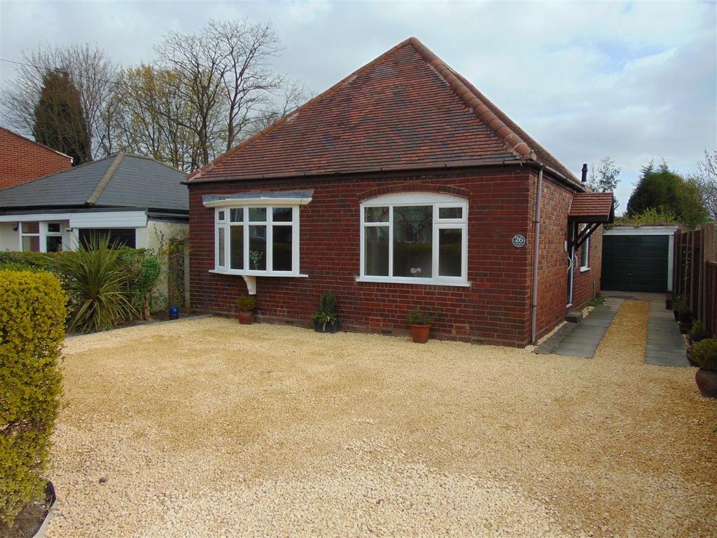 Paddock Lane, Aldridge 2 bed detached bungalow for sale £295,000