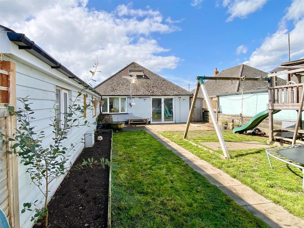 Garden 2.jpg