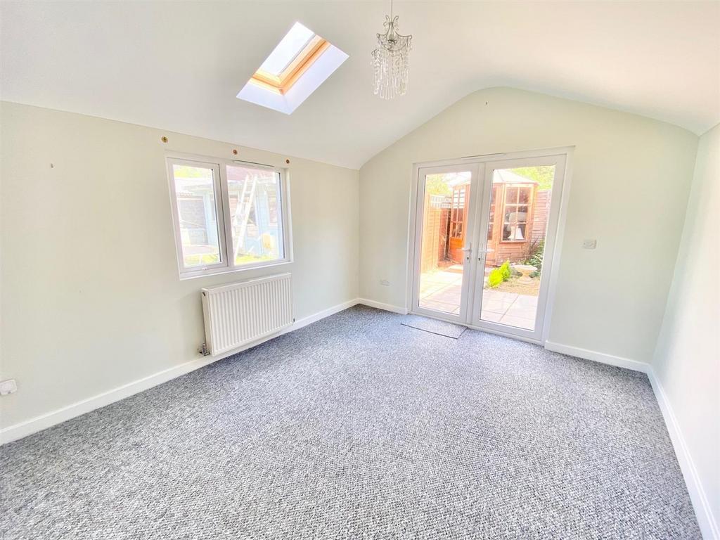 Annexe bedroom.jpg