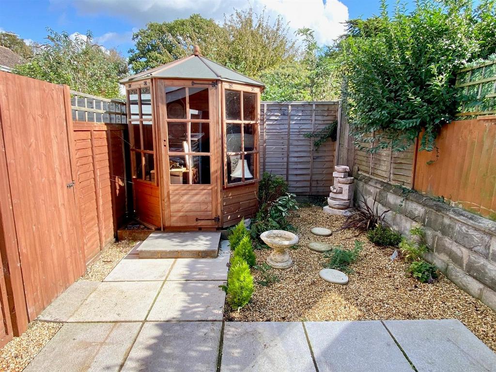 Annexe garden.jpg