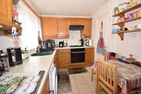 82a Hamlin Gardens, Exeter, EX1 3BD