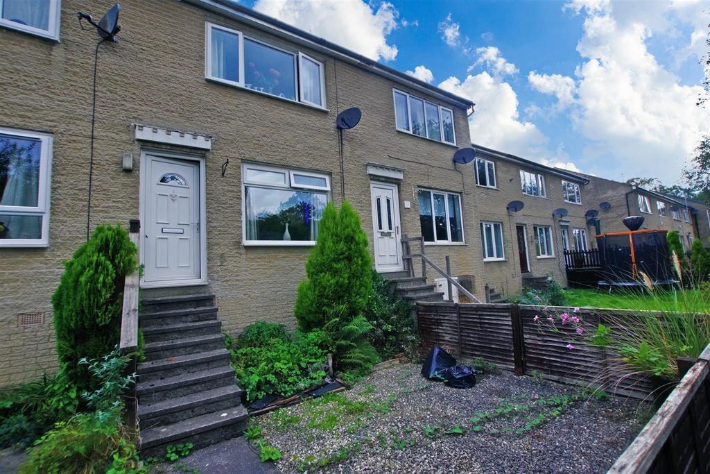 Kebroyd Avenue, Sowerby Bridge 2 bed terraced house for sale £150,000