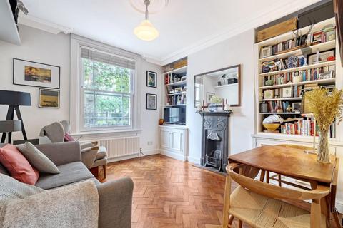 15a Carlton Square, London, E1 4EH