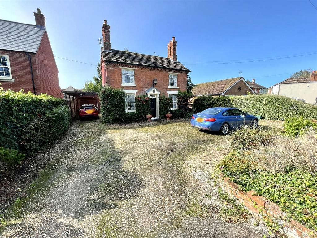 Quadring Road, Donington, Spalding 3 bed detached house for sale £295,000