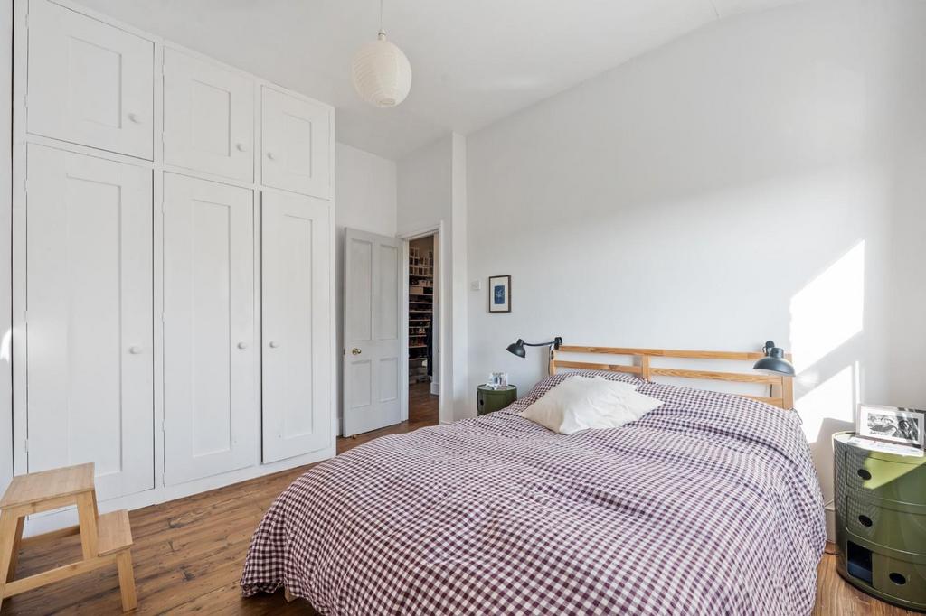 Bedroom Reverse