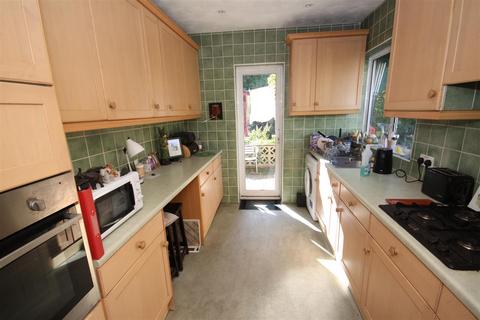 9 Maple Close, Petts Wood, Orpington, BR5 1LP