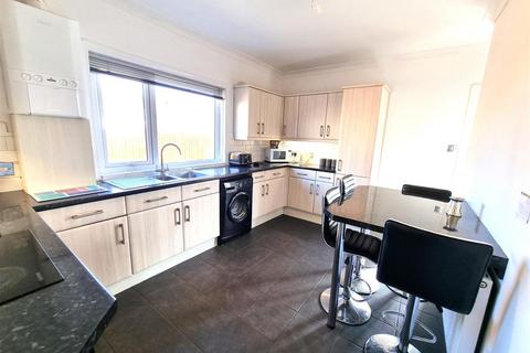 2 bedroom property for sale - Newlands, Farsley, Pudsey