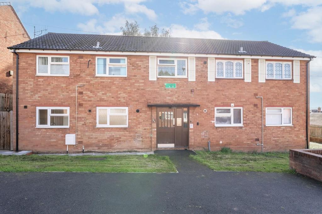Parkhouse Gardens, Lower Gornal 1 bed flat £80,000