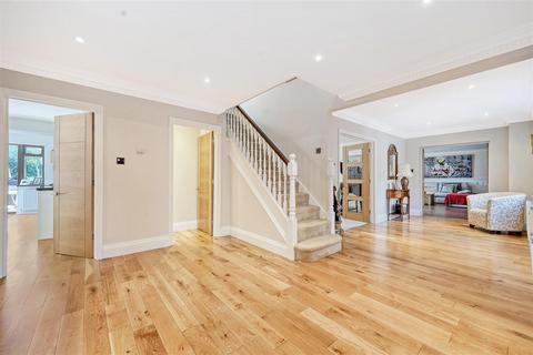 5 bedroom detached house for sale - Tall Trees Close, Emerson Park