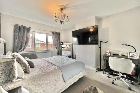 100 Cross Lane, Royston, Barnsley, S71 4AR