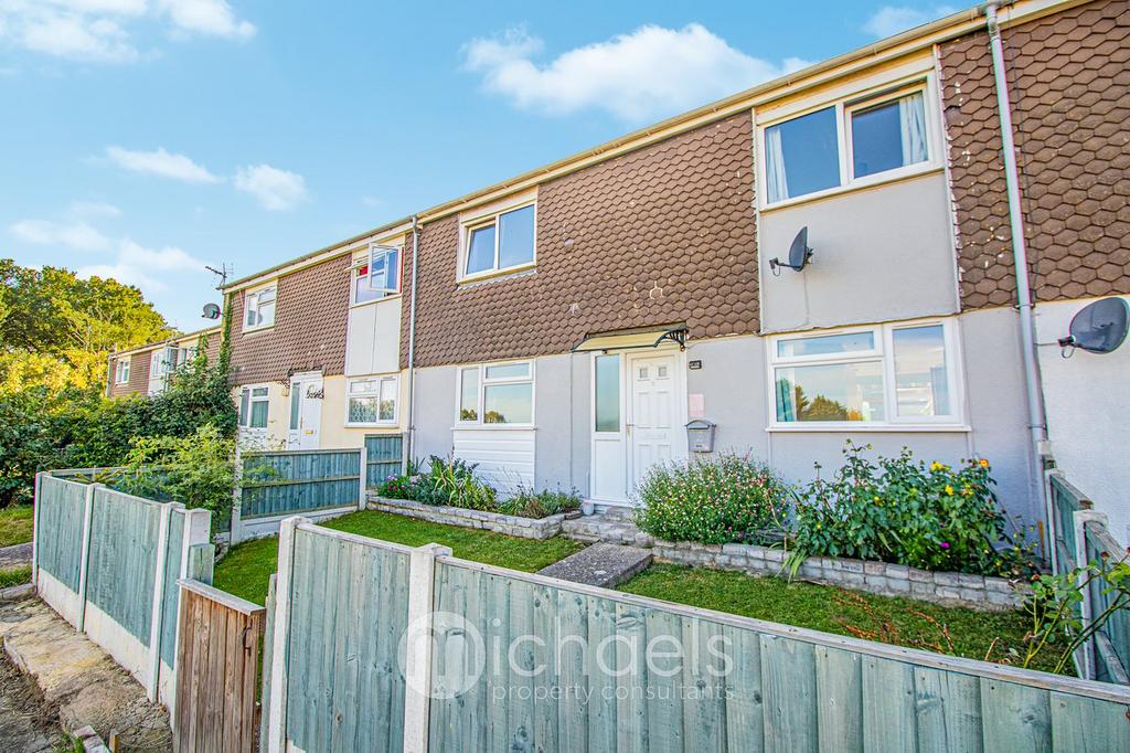 Scott Close, Braintree, CM7 3 bed terraced house for sale £250,000