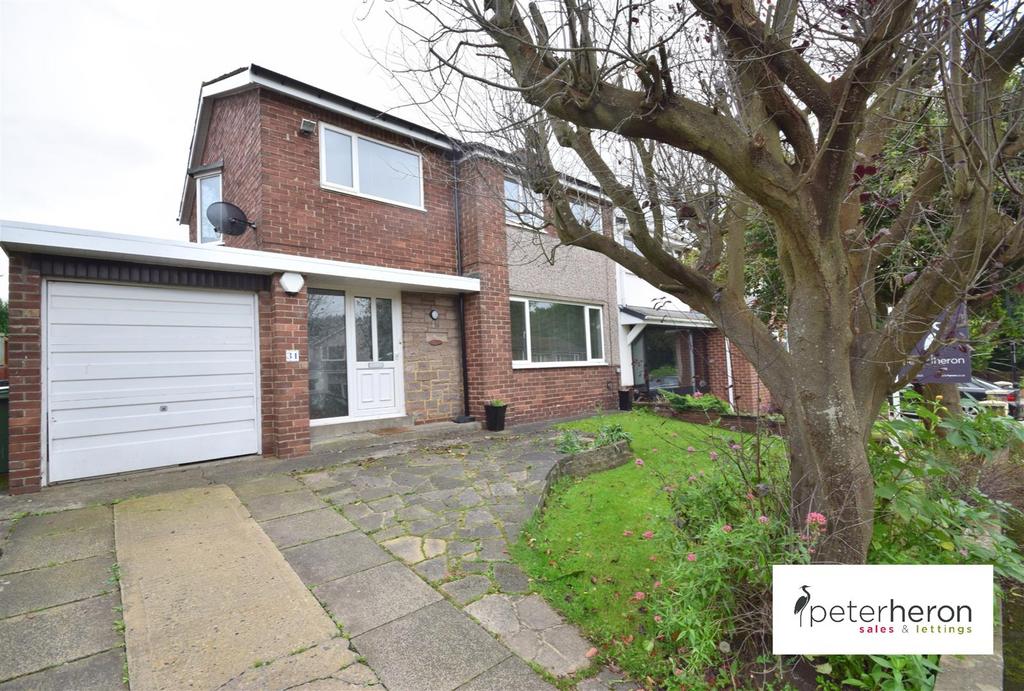 Park Lea, East Herrington, Sunderland 3 bed semidetached house £165,000