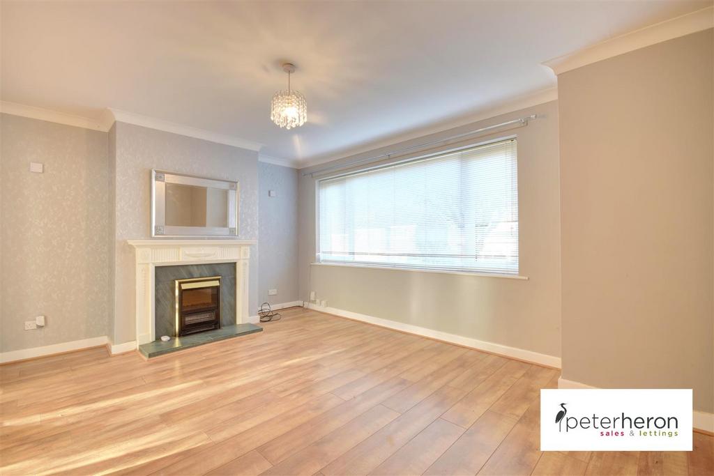 Park Lea, East Herrington, Sunderland 3 bed semidetached house for