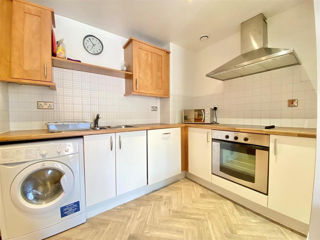 3 Manhattan place 1.jpg