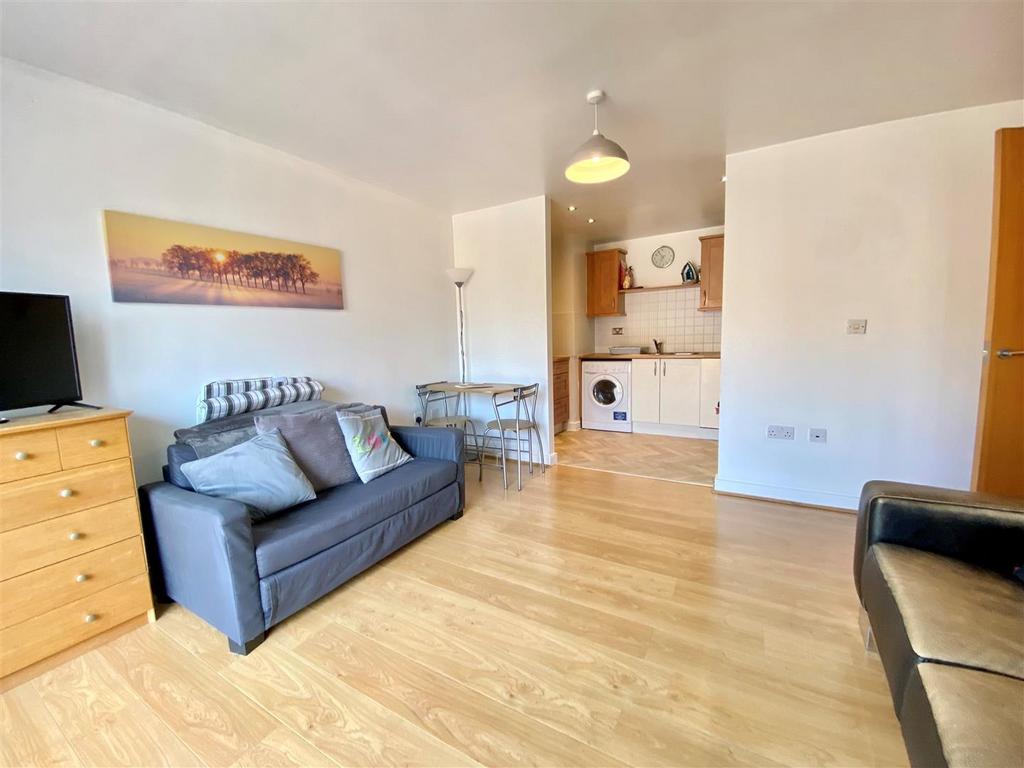 3 Manhattan place 7.jpg