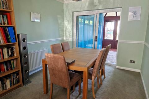 3 bedroom detached house for sale, Grange Way Rochester