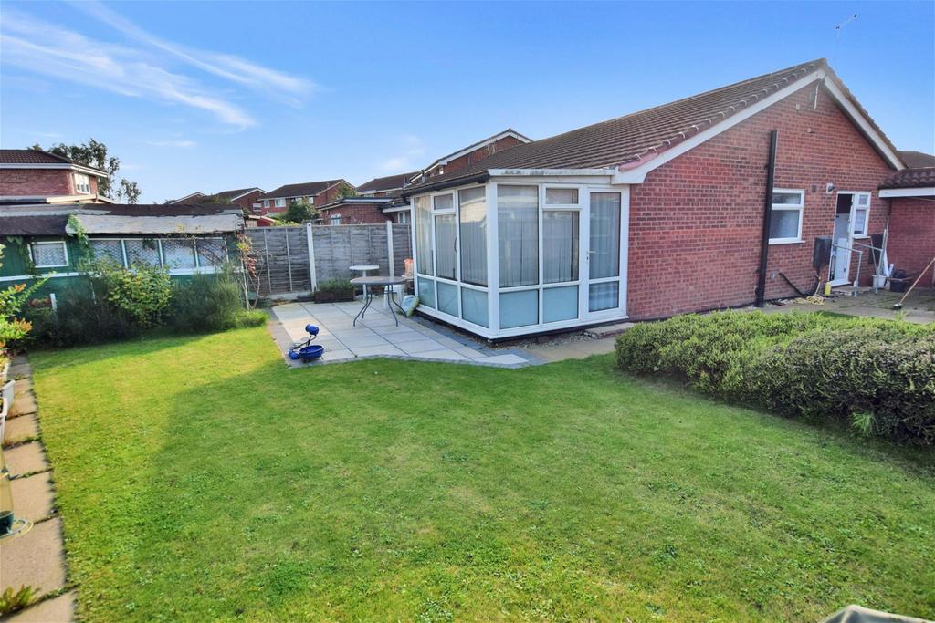 Redbourne Drive, Widnes 2 bed semidetached bungalow for sale £168,950